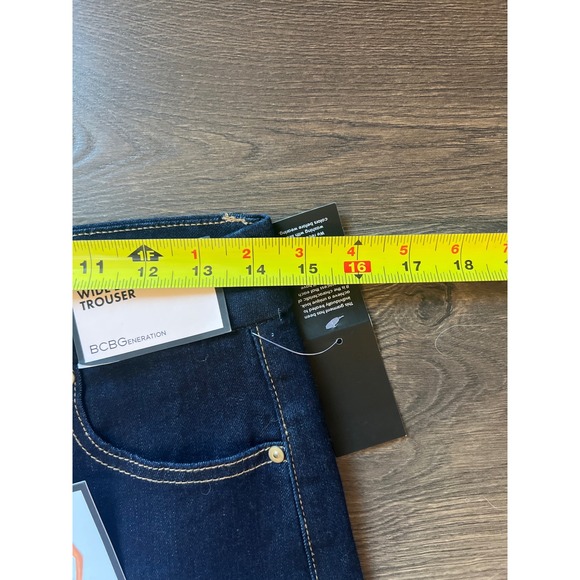 BCBGeneration Wide Leg Trouser Jeans Dark Indigo High Rise Denim Size 9/29 NEW - Picture 6 of 7